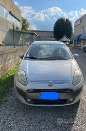 Autovettura utilitaria