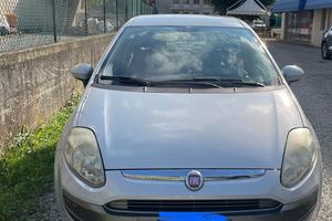 Autovettura utilitaria