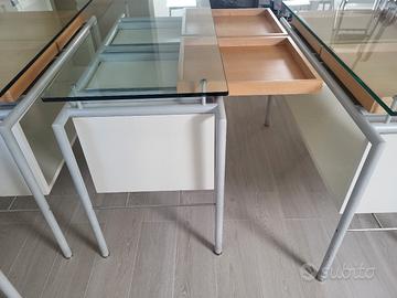 Tavolo base in vetro con cassetti scorrevoli