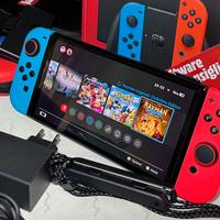 Nintendo Switch Oled (custodie incluse)