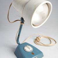 Lampada da tavolo UV modello KL 2581 di "Charlotte