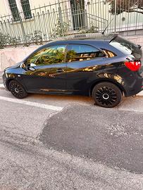 Auto seat