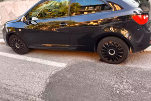 Auto seat