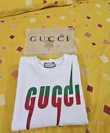 Felpa gucci bianca con logo rosso e verde Abbigliamento e Accessori In vendita a Caserta