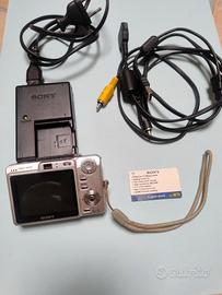 Sony Cyber-shot DSC-W70 7.2 Mp Fotocamera Digitale