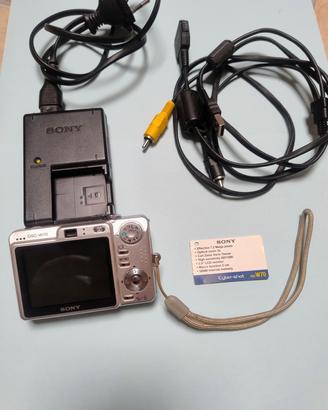 Sony Cyber-shot DSC-W70 7.2 Mp Fotocamera Digitale