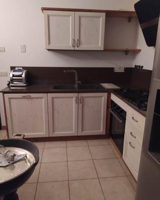  Cucina in legno 