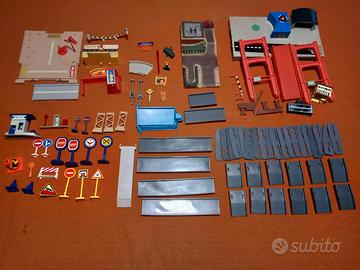 Lotto vari pezzi Micro Machines e altri