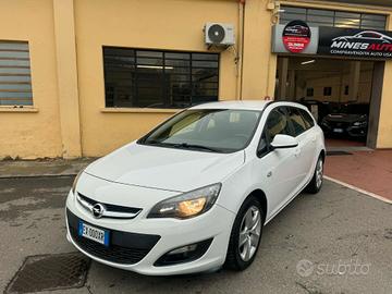 Opel Astra 2015 1.4 Benz/Gpl 147.000KM