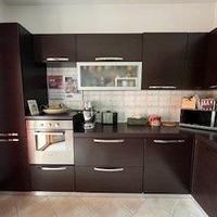 Cucina angolare completa di elettrodomestici