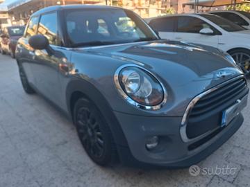 MINI One - 1.5 D Business Navi