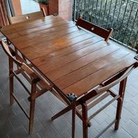 Tavolo pieghevole con 4 sedie legno per terrazzo