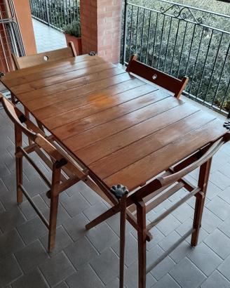 Tavolo pieghevole con 4 sedie legno per terrazzo