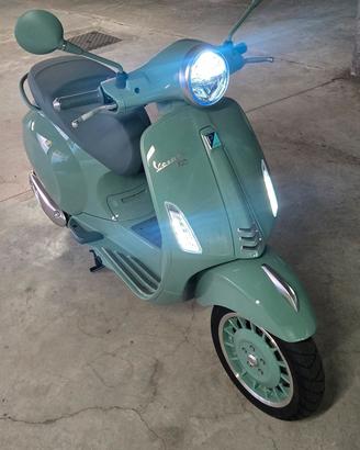 Vespa Primavera 125 80° Anniversario – 75 km