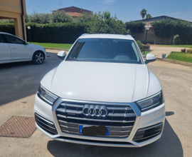 Audi Q5 40 tdi S-Tronic 190cv