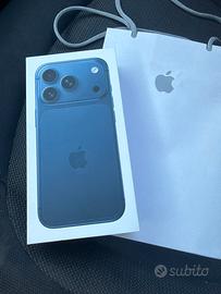 iPhone 17 pro 256 blu