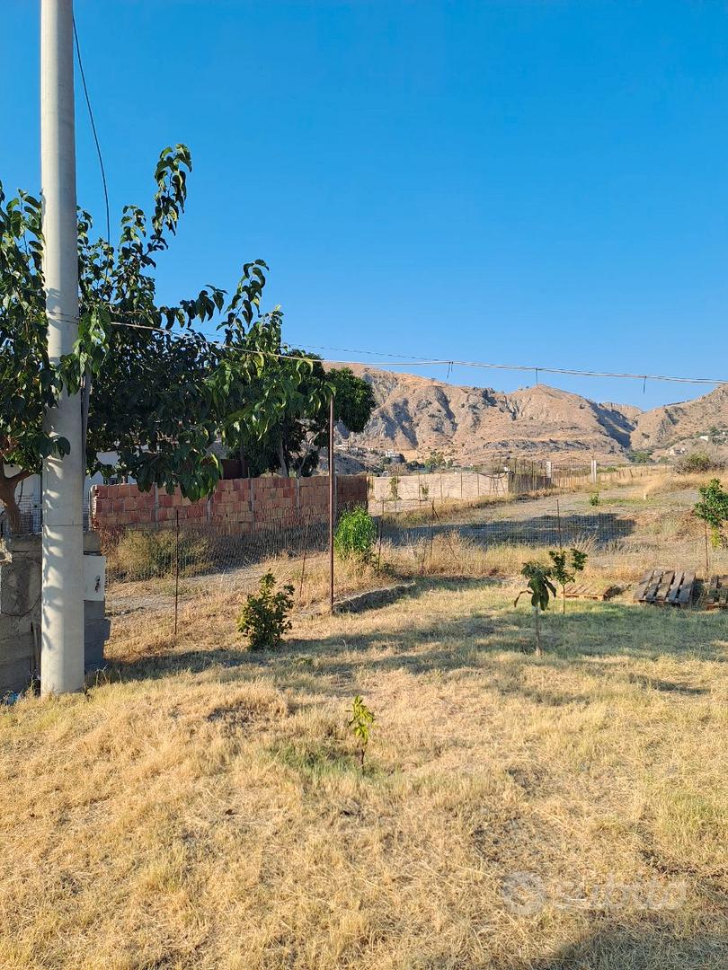 Lotto di terreno non edificabile - Vista 2