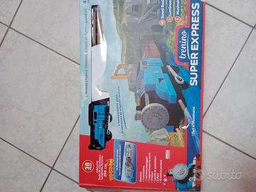 trenino telecomandato