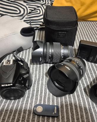 nikon d3400 + 3 obiettivi, custodie, telecomando 