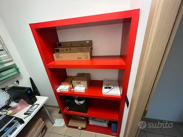 Mobile ikea rosso scaffalatura
