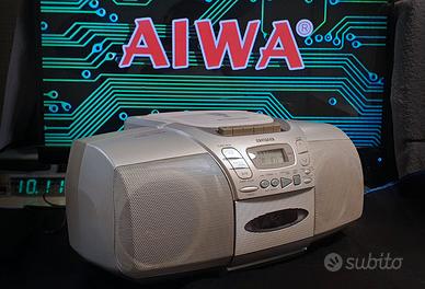 AIWA STEREO Radio CD Cassette Boombox PORTATILE