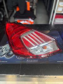 fanale posteriore ford fiesta