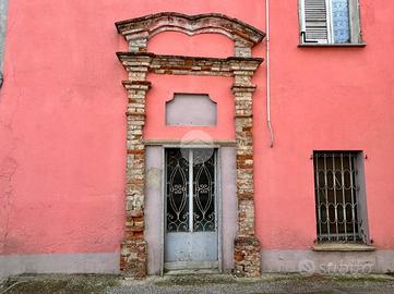 CASA SEMINDIPENDENTE A CORSIONE