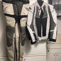 Giacca e pantaloni moto estivi