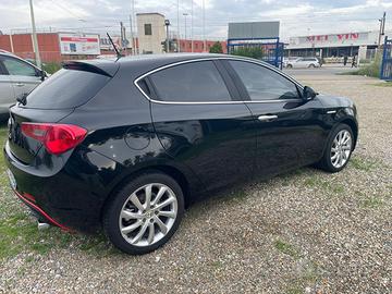 ALFA ROMEO Giulietta (2.0 mjt 140cv) - 2012