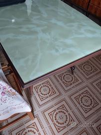 TAVOLO E DUE CREDENZE