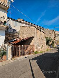 Terreno 50 mq - uso garage o bilocale