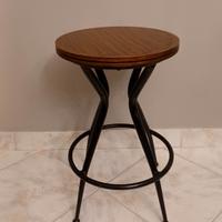 Sgabello industriale vintage 