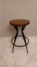 Sgabello industriale vintage 