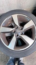 Cerchi in Lega Nissan Qashqai Nexen n'fera ru1 Suv