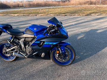 Yamaha yzf-r7