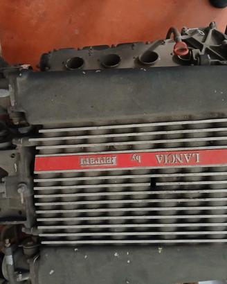 Motore Lancia Thema 8.32 Ferrari