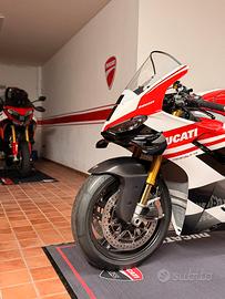 Panigale v4 Tricolore