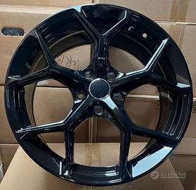 Cerchi 19"x8,5J ET35 5x112 CB 66,6 Audi VW Seat