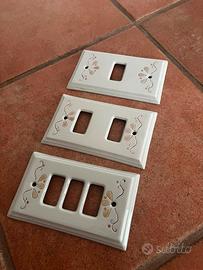 39pz Placchette interruttori luci e prese