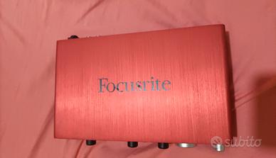 FOCUSRITE SCARLET 2i4 - 2a Gen
