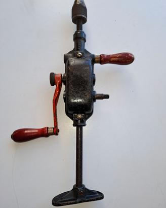 Trapano a mano vintage 