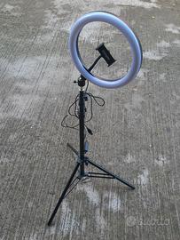 Treppiedi con Lampada Circolare a Led per Selfie