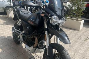 MOTO GUZZI-V85 NERO