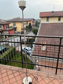 Lampada piantana da terra