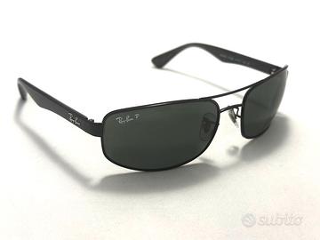 Occhiali da sole modello Ray Ban RB 3445