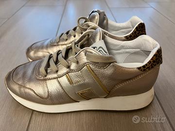 Hogan n. 39 pelle dorata motivo leopard