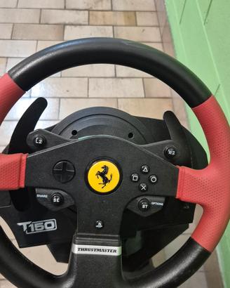Volante e pedaliera thrustmaster t150