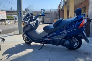 Suzuki AN Burgman 400