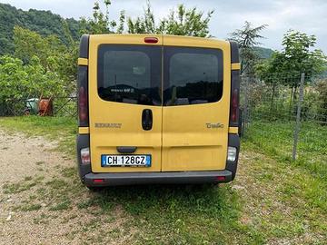 RENAULT Trafic T27 2.5 dCi/140 PC-TN Combi Conf.