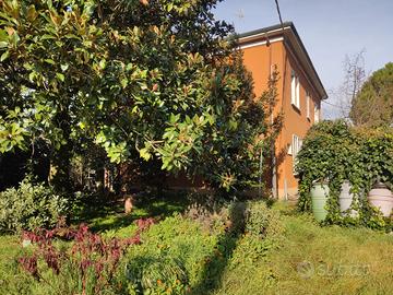 Villa lugo casa giardino indipedente privato studi